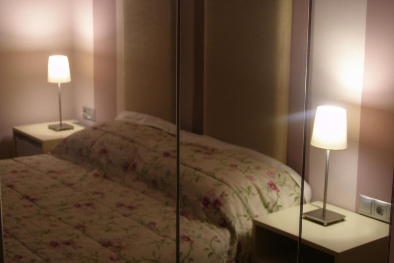 Room "Butterfly" In A Neoclassical House Кастория Экстерьер фото